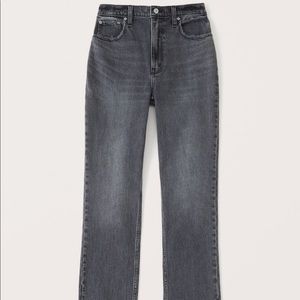 Abercrombie Women’s 90s Ultra High Rise Straight Jeans